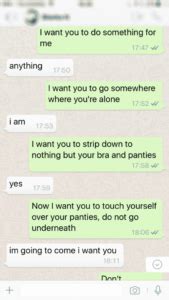 This Virtual Blowjob Sexting Technique Turns Men On Over Text。